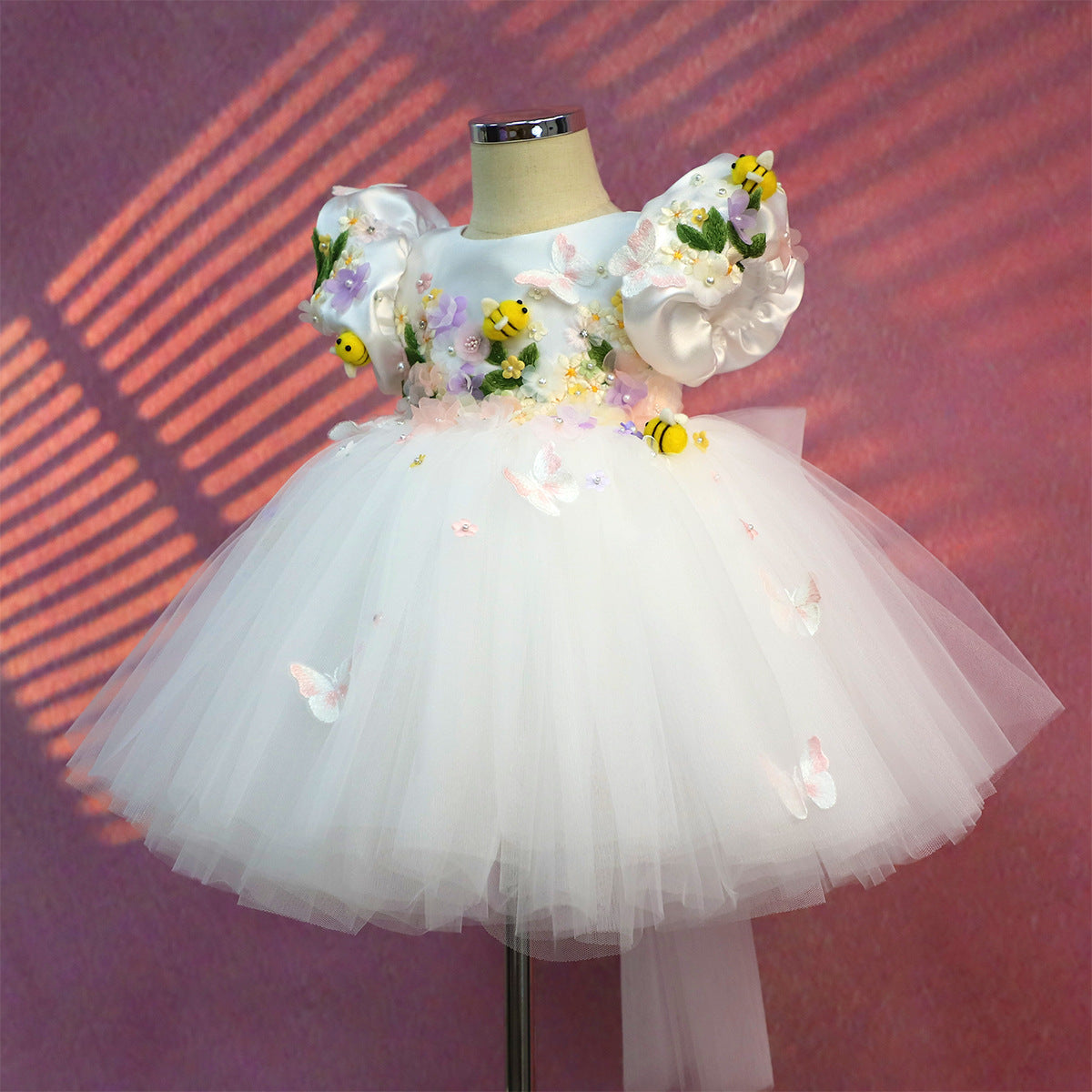 Vestido Infantil Branco Abelinhas