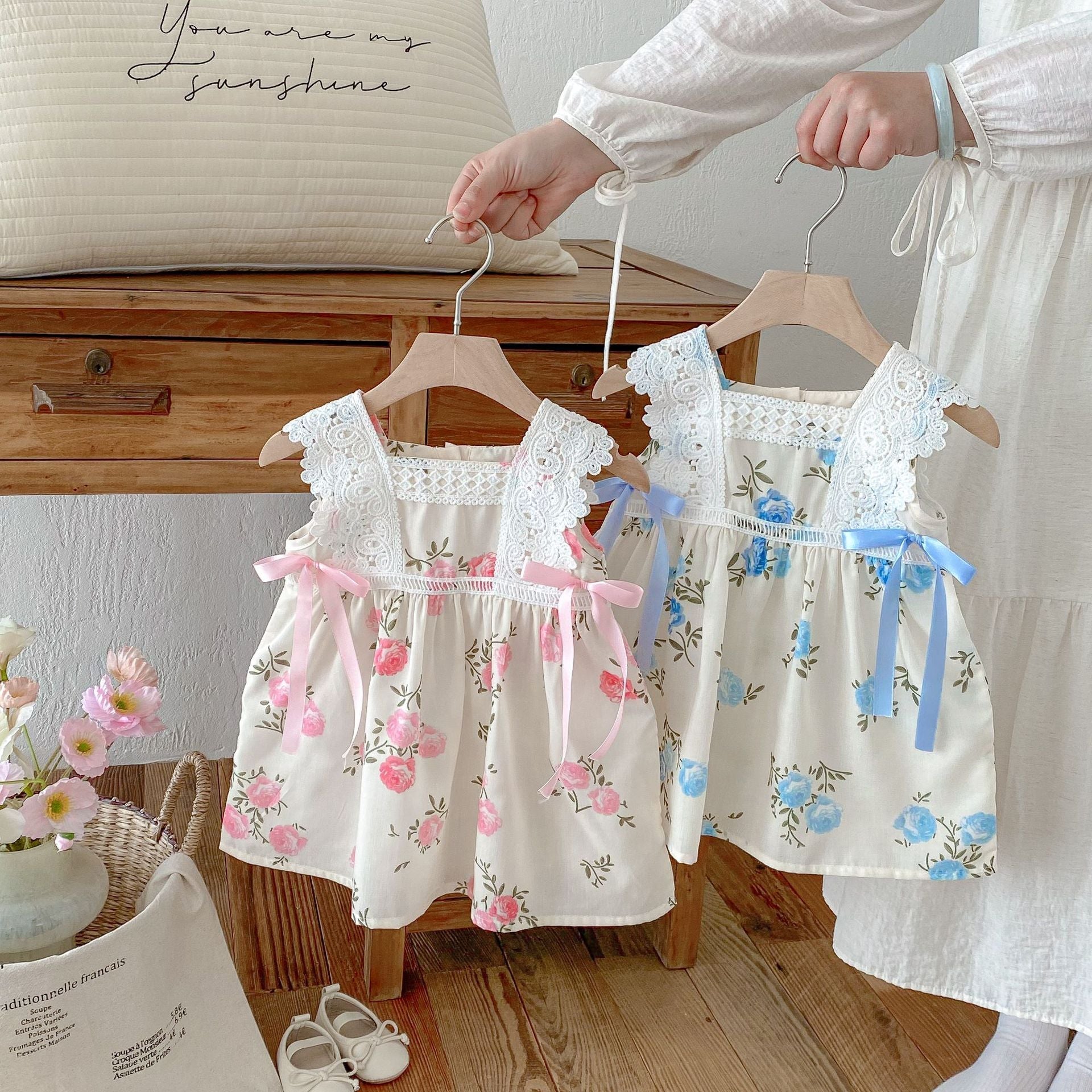 Vestido Infantil Floral Lacinho