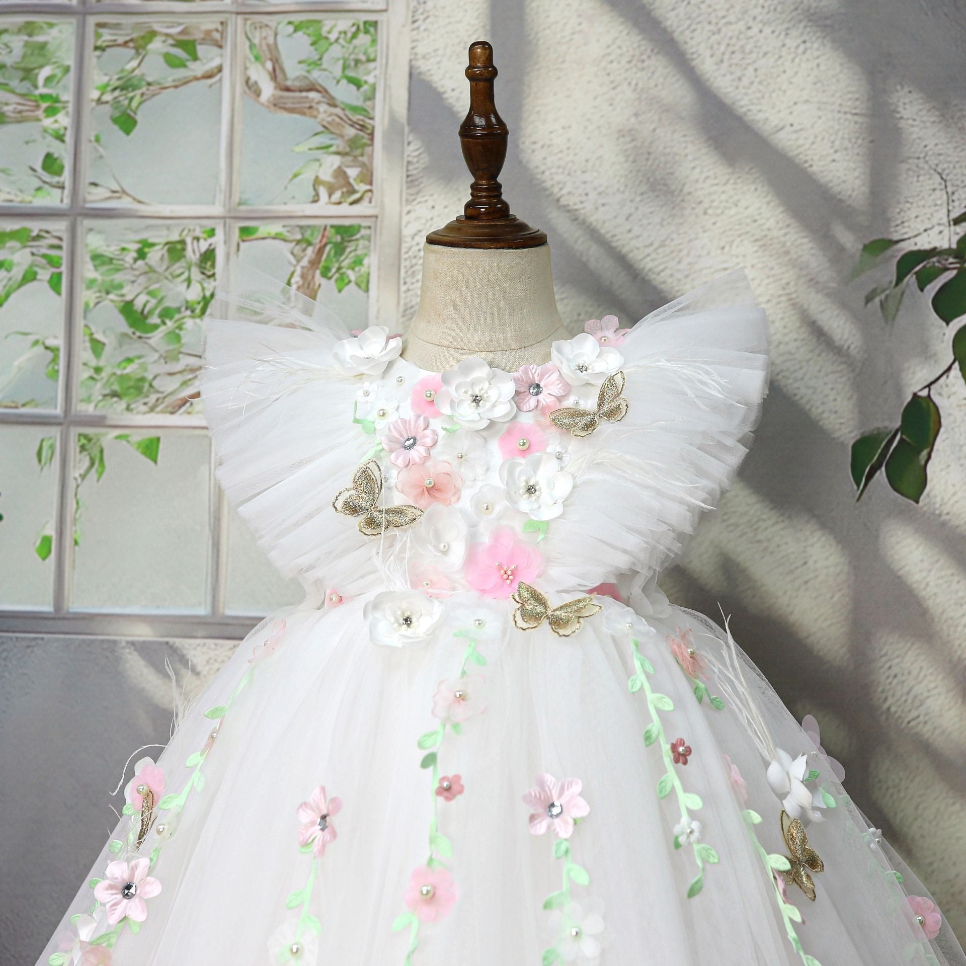 Vestido Infantil de Festa Branco Flores