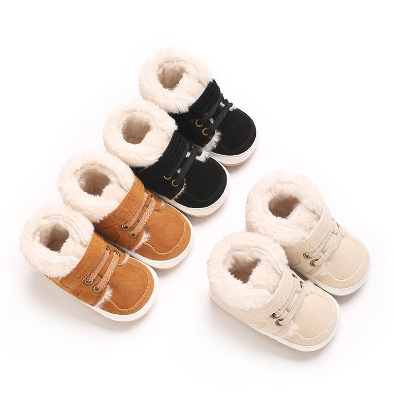 Bota Infantil Pelinhos e Velcro