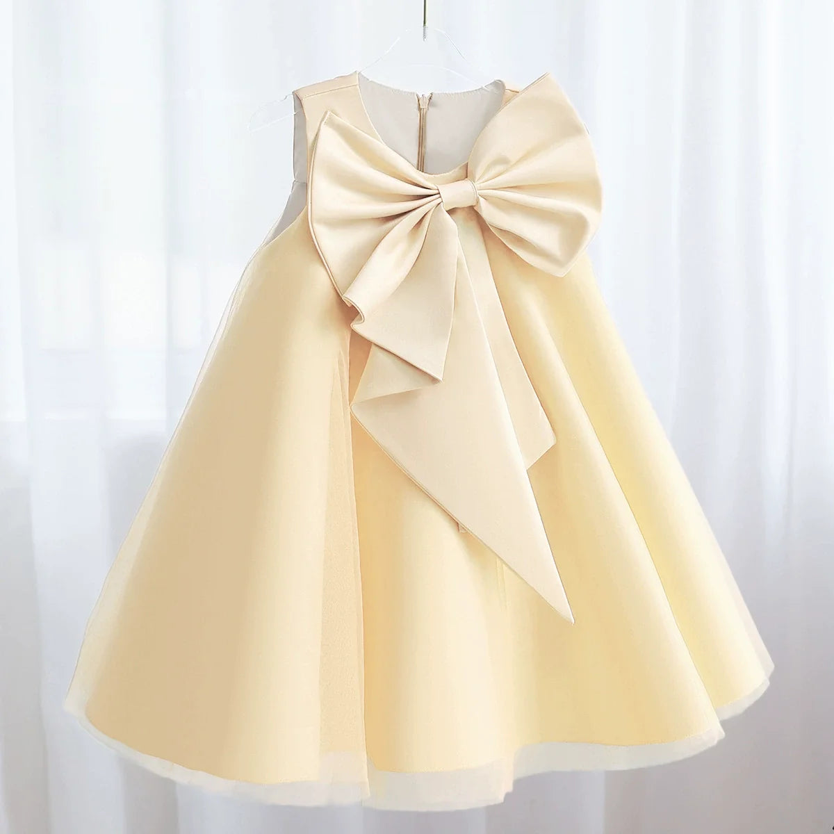Vestido Infantil Elegante Laço