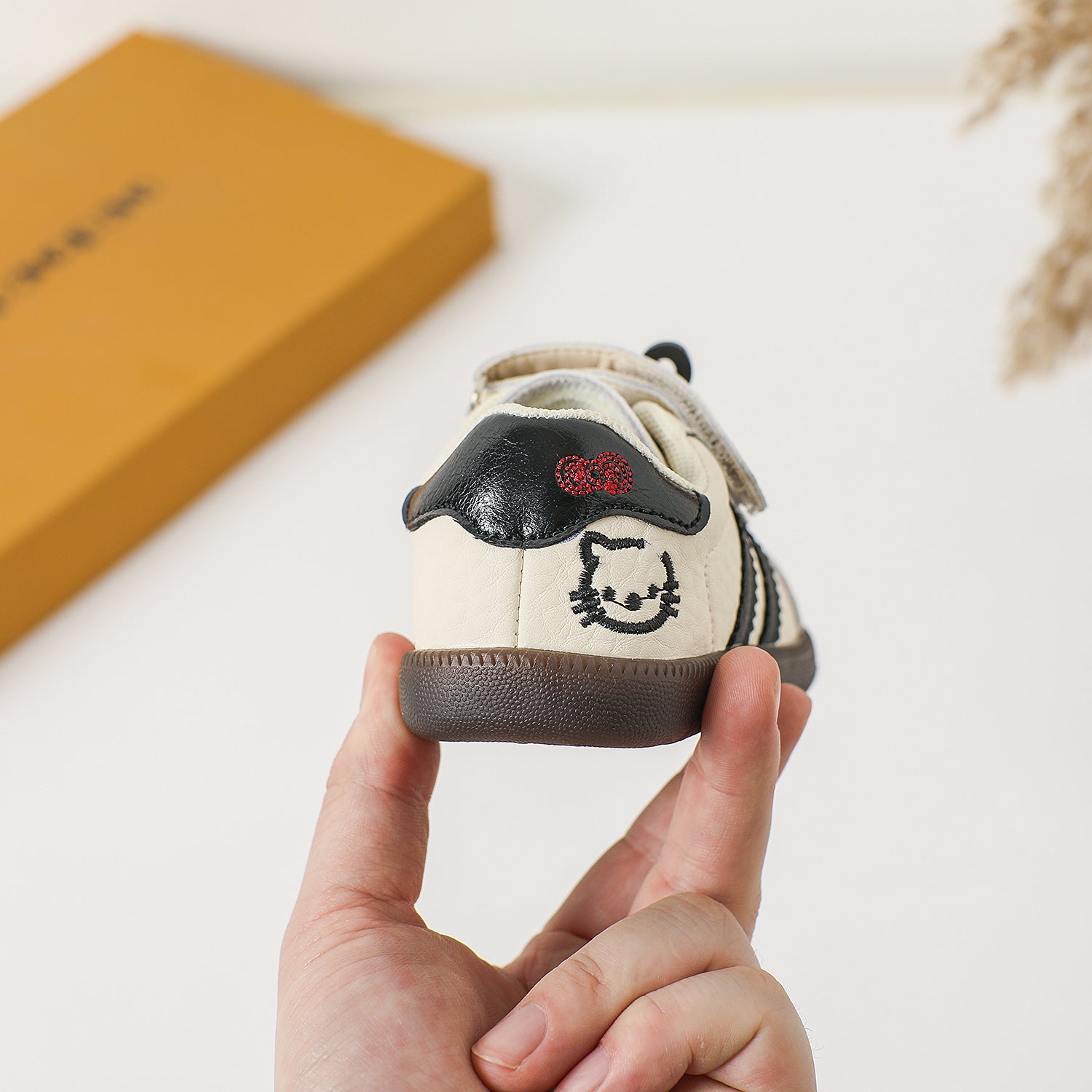 Tênis Infantil Velcro Gatinha