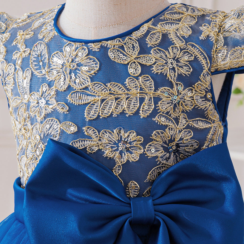 Vestido de Festa Rendado com Laço