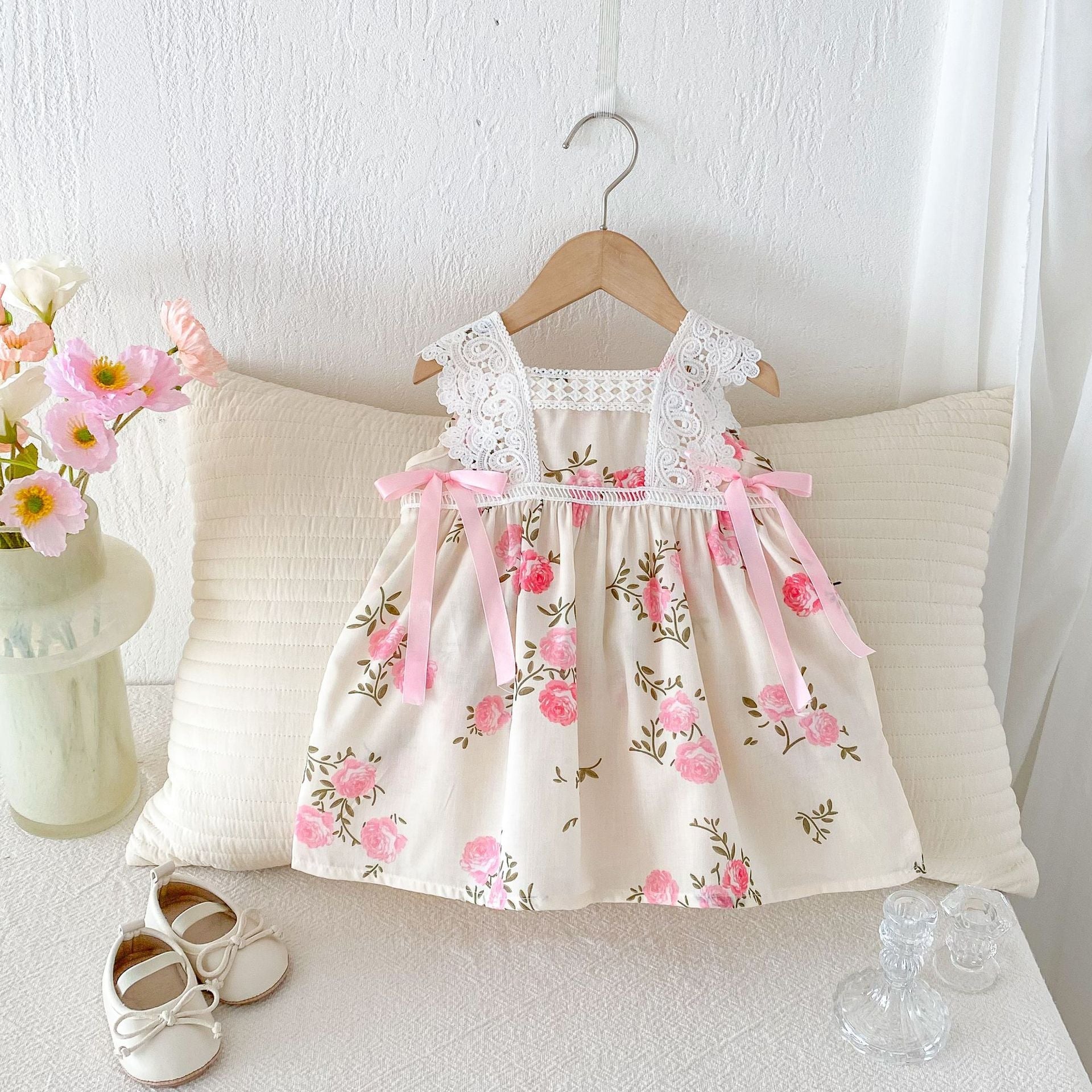 Vestido Infantil Floral Lacinho