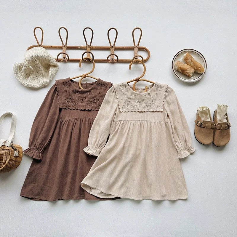 Vestido Infantil Com Gola Flores