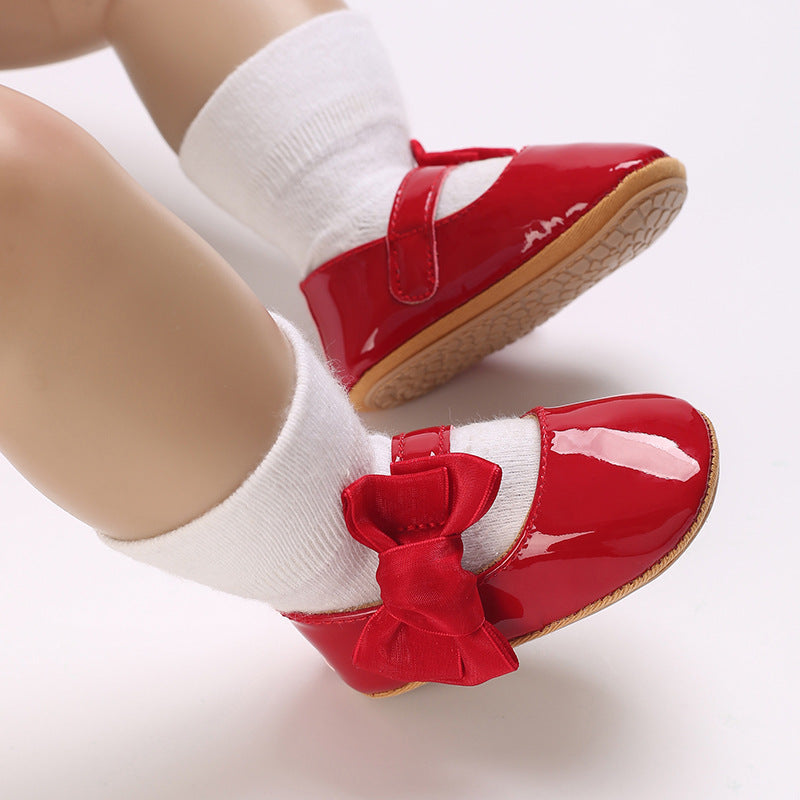 Sapato Infantil de Verniz Lacinho