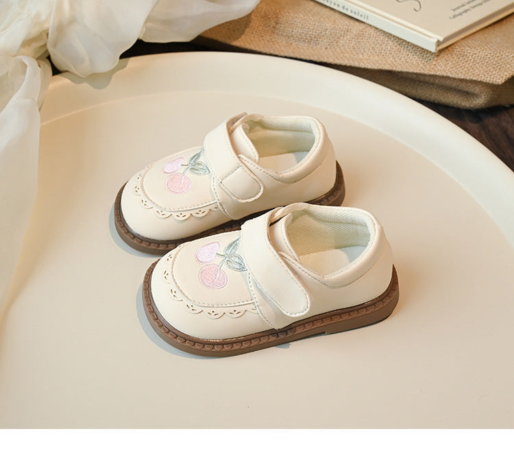Sapato Infantil Cerejinhas com Velcro