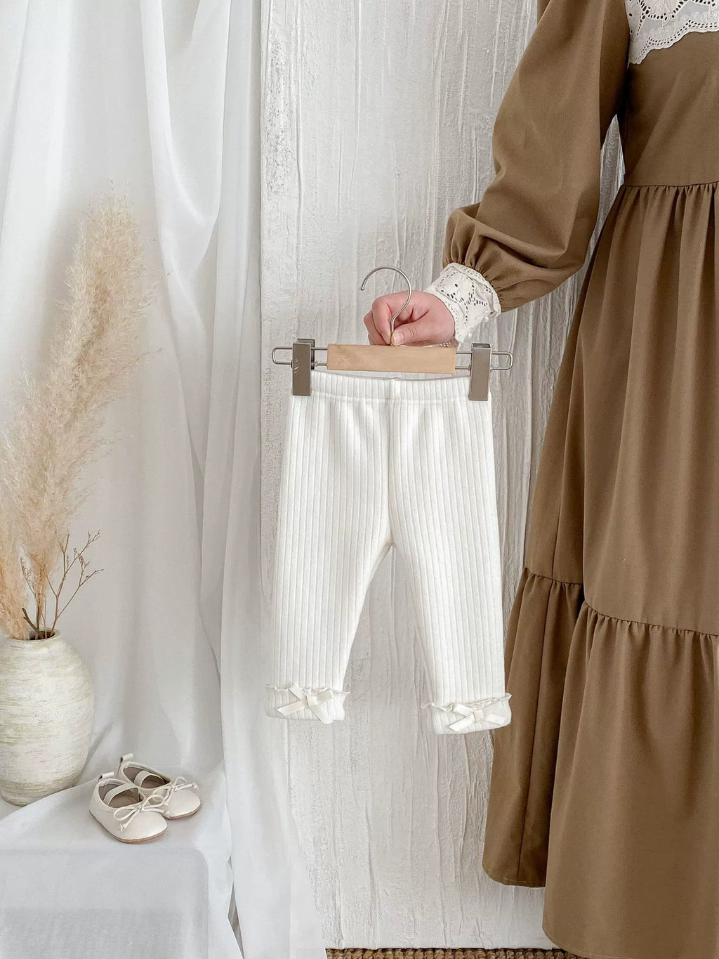 Calça Infantil Feminina Forrada Lacinhos
