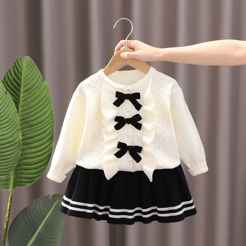 Conjunto Infantil Feminino de Tricô Lacinhos
