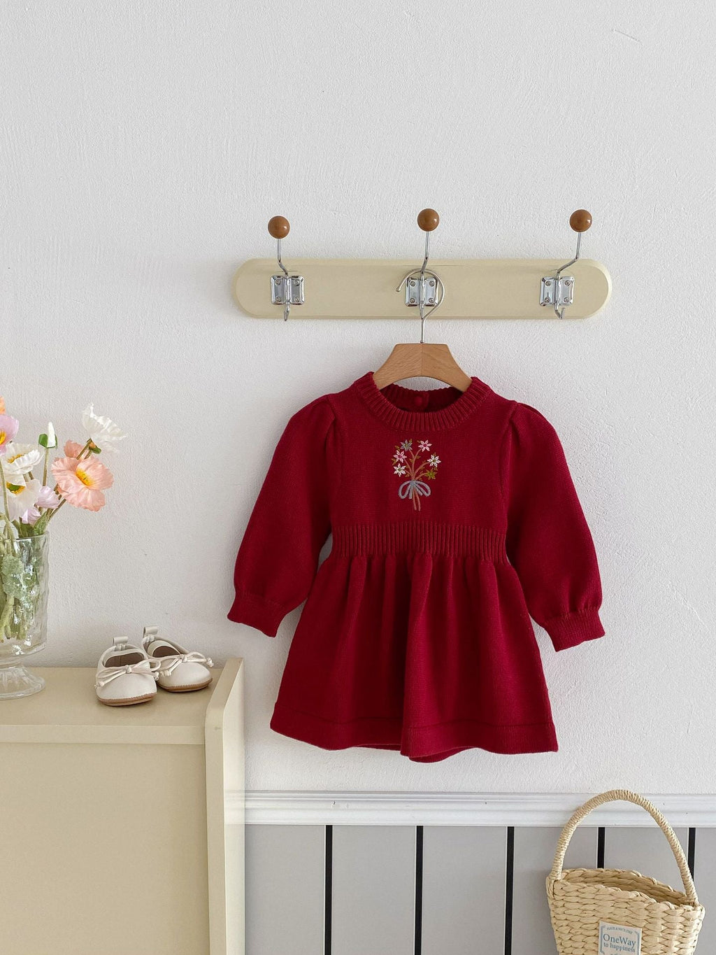 Vestido Infantil de Tricô com Florzinha