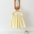 Vestido Infantil Florzinhas e Manga Babadinhos