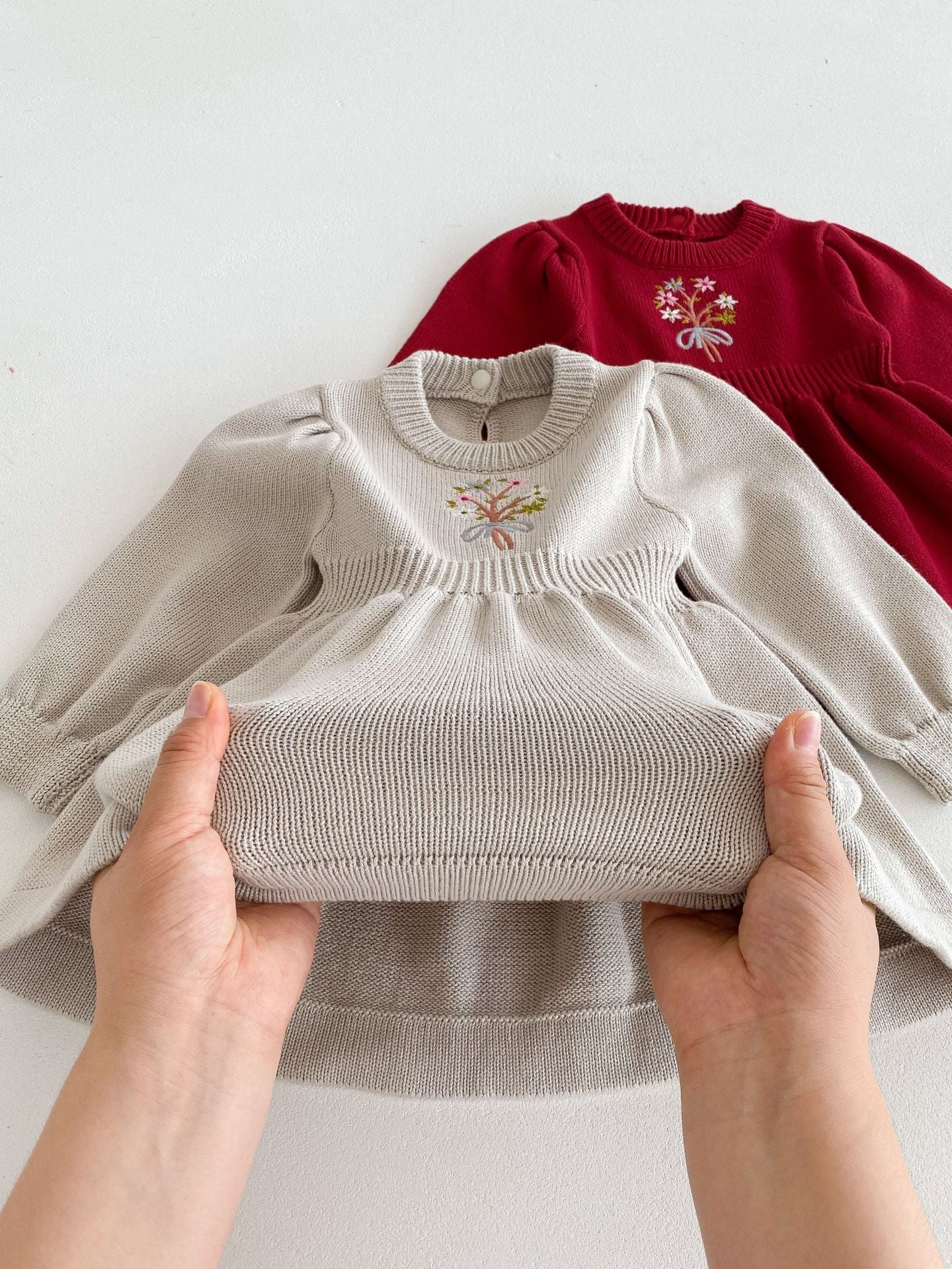 Vestido Infantil de Tricô com Florzinha
