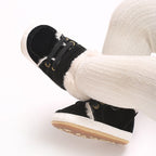 Bota Infantil Pelinhos e Velcro