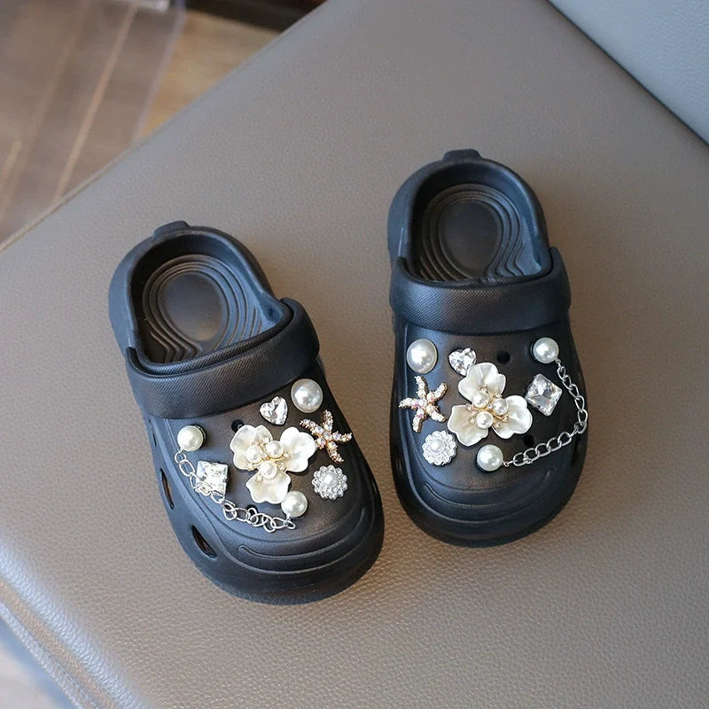 Crocks Infantil com Flor e Pérolas