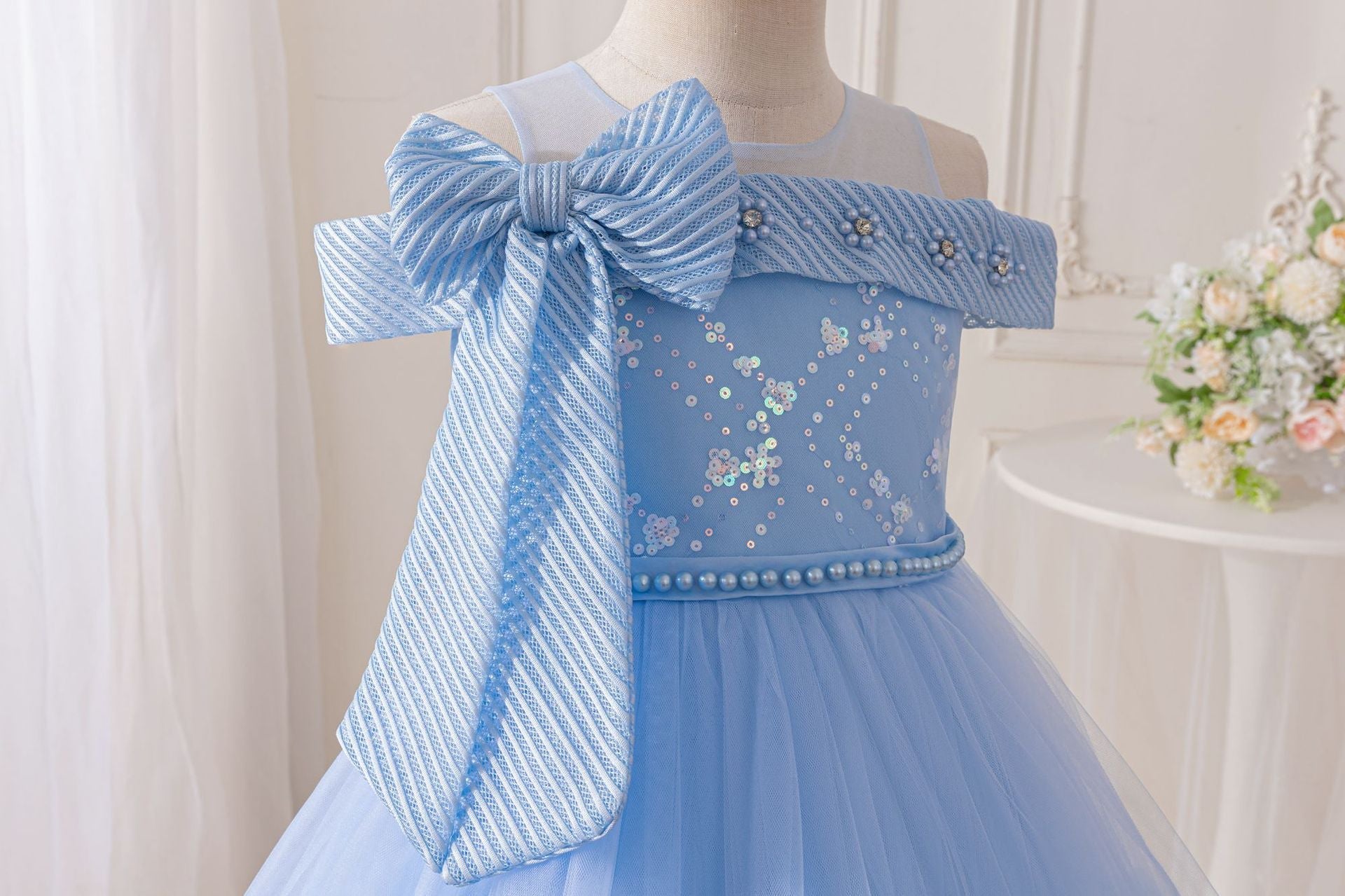 Vestido Infantil de Festa Ombro a Ombro Lacinho