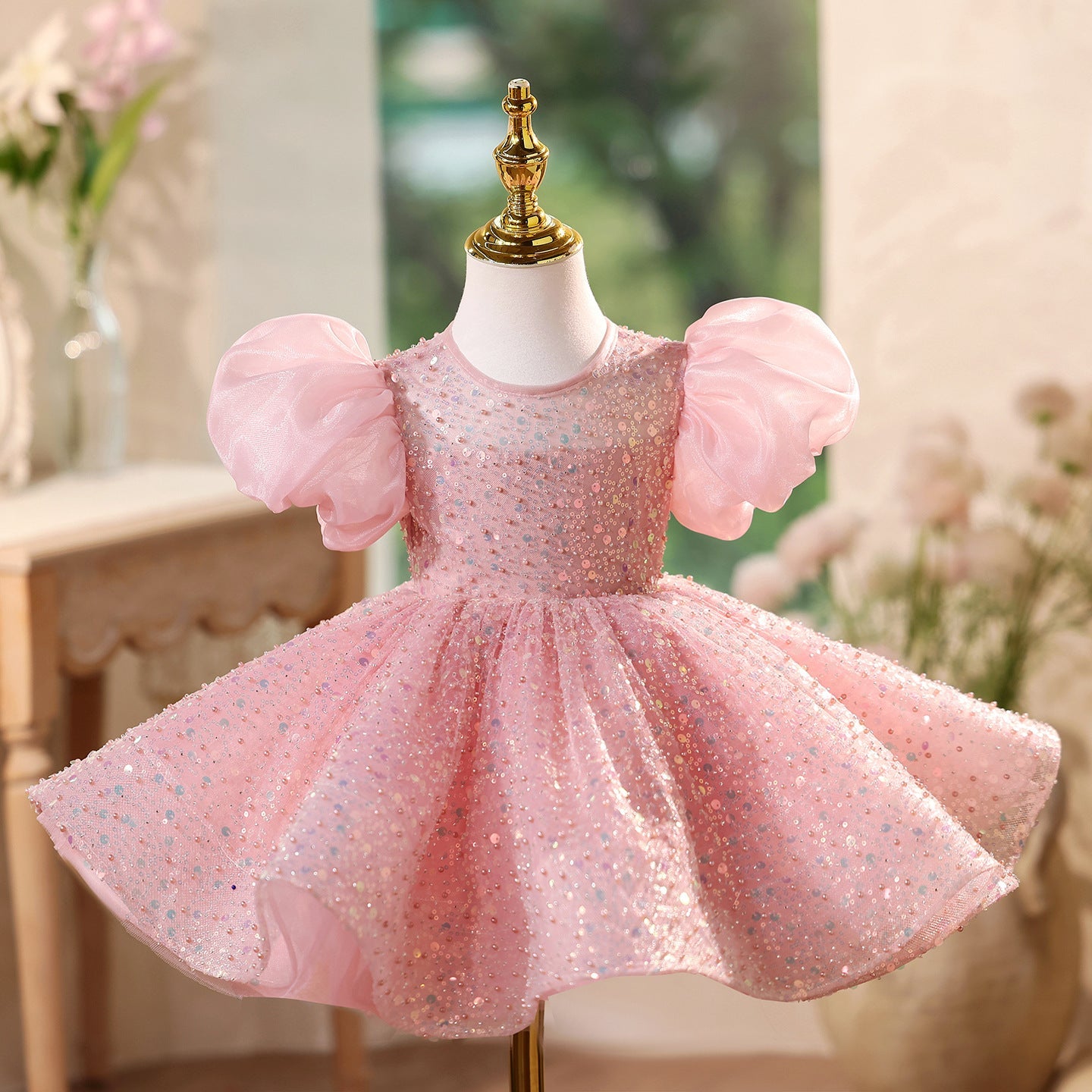 Vestido de Festa Brilhante com Lacinho