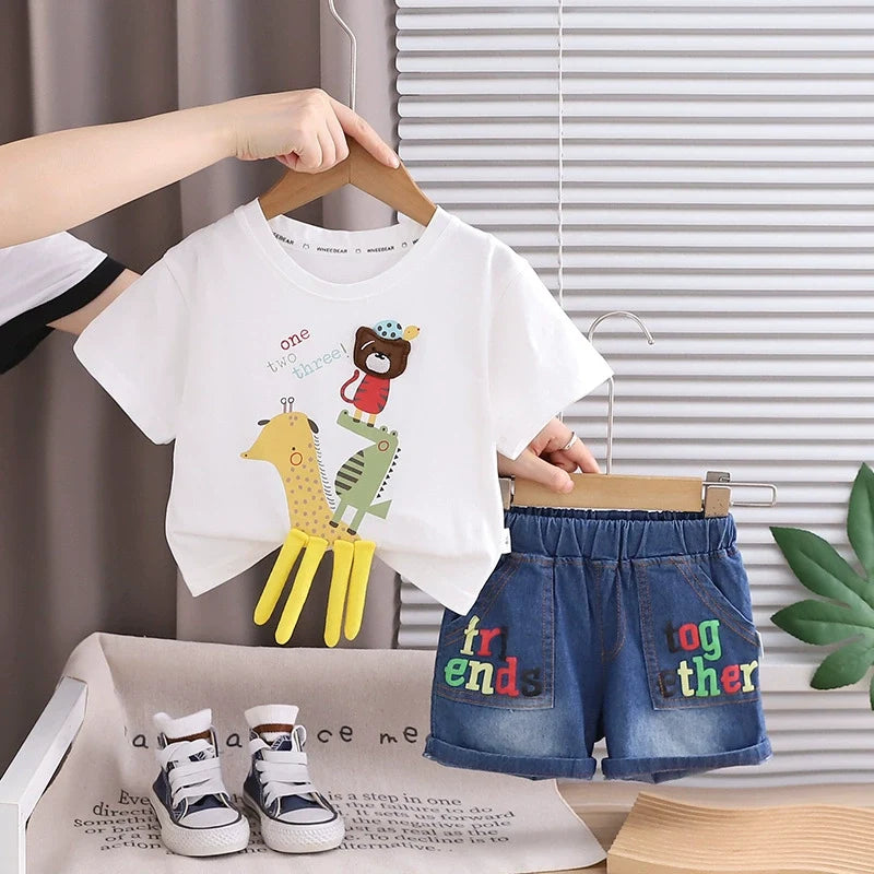 Conjunto Infantil Masculino Bichinhos e Jeans