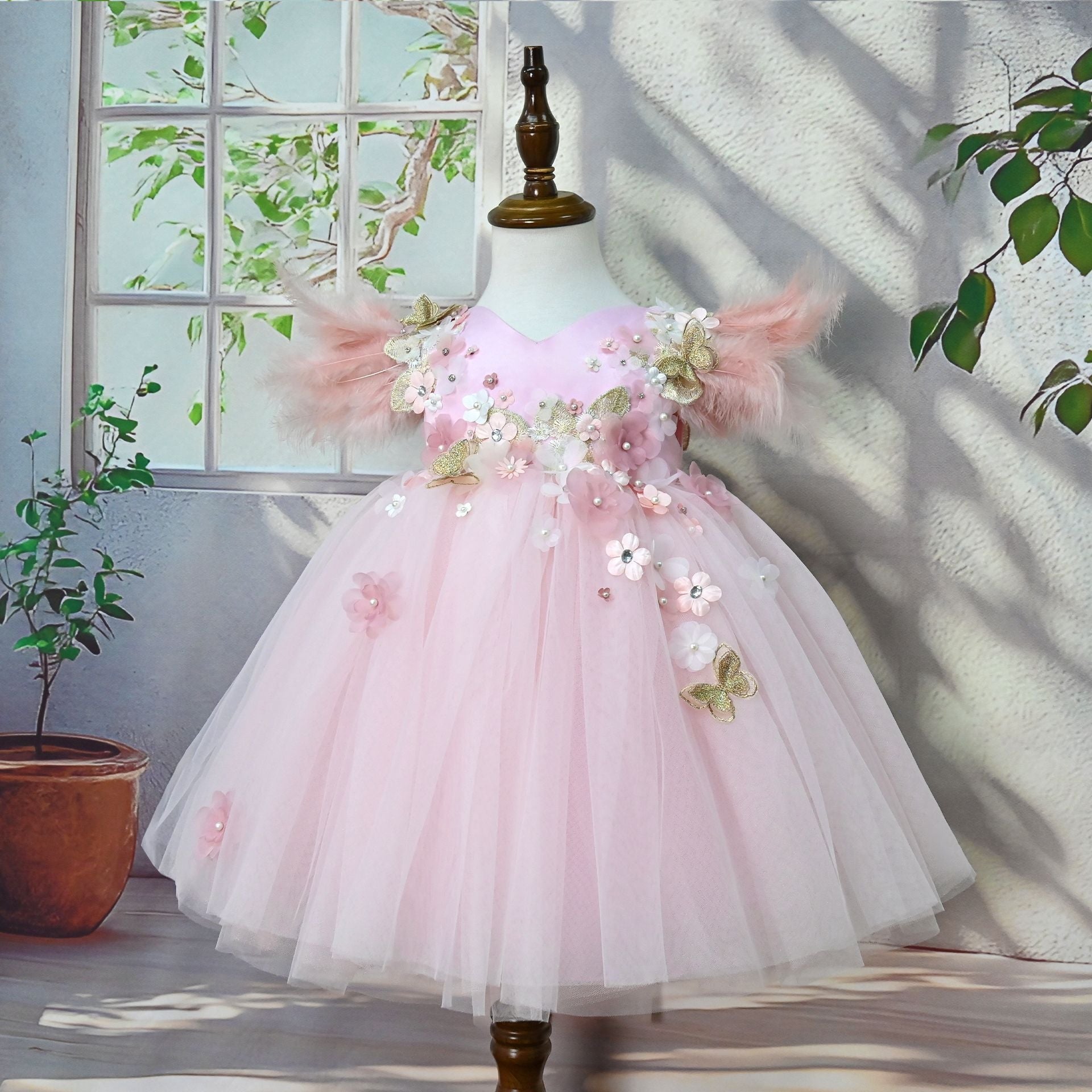 Vestido de Festa Flores Manga Plumas