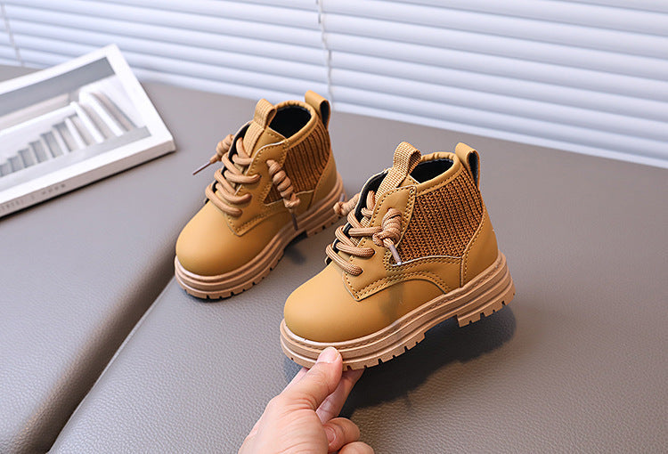 Bota Infantil Conforto com Cadarço