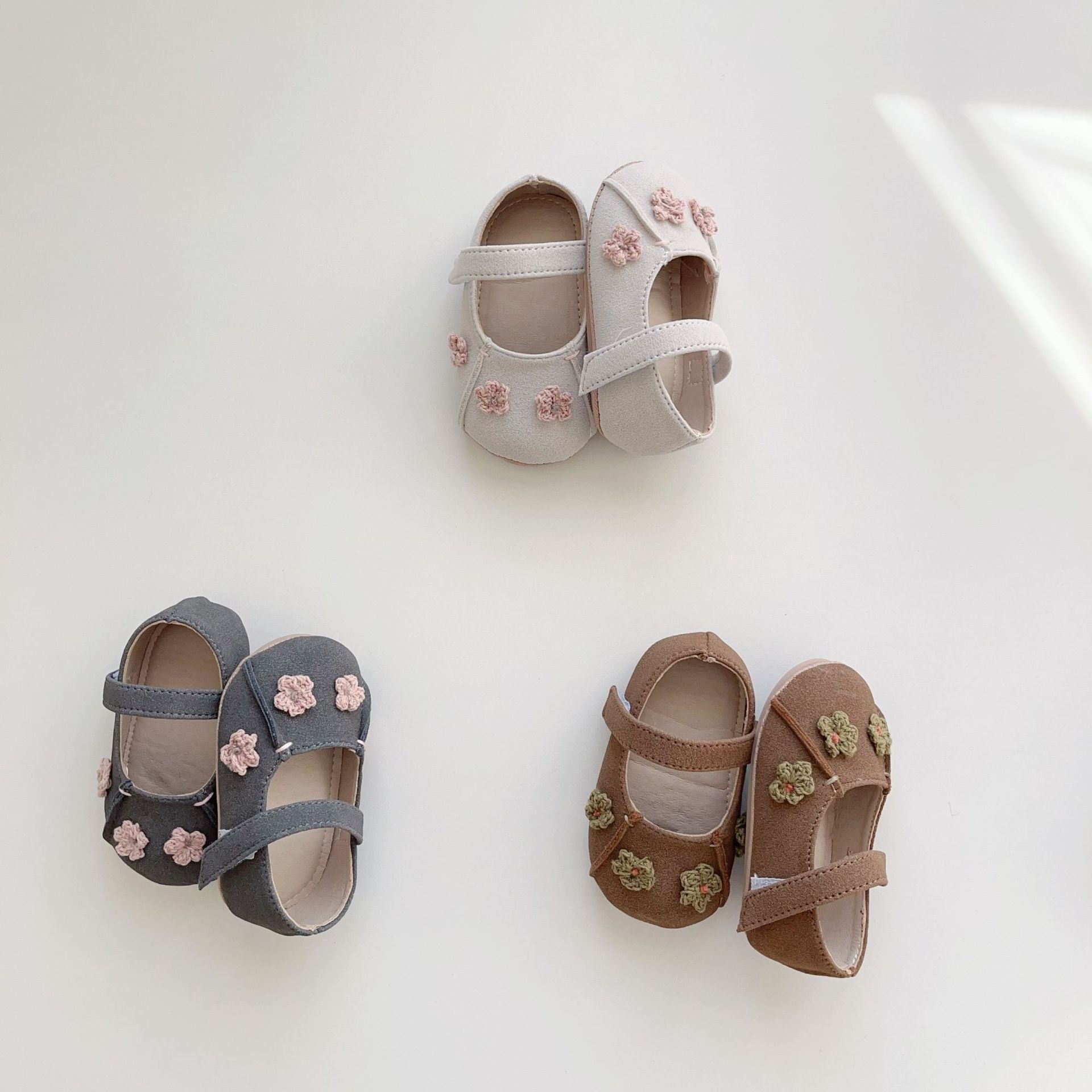 Sapato Infantil Feminino Florzinhas