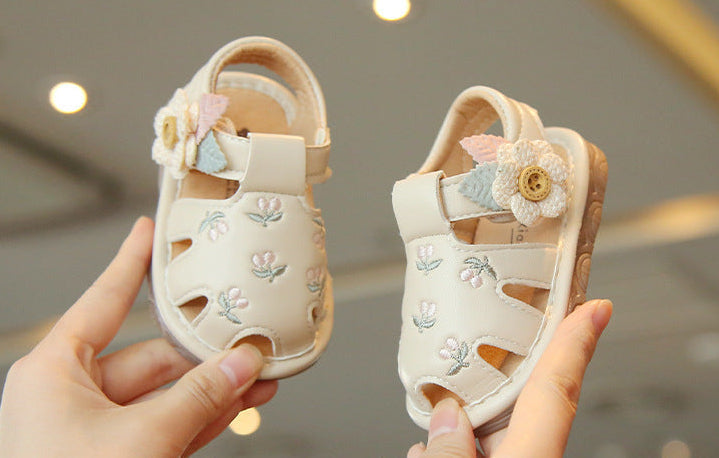 Sandália Infantil de Verão Florzinha