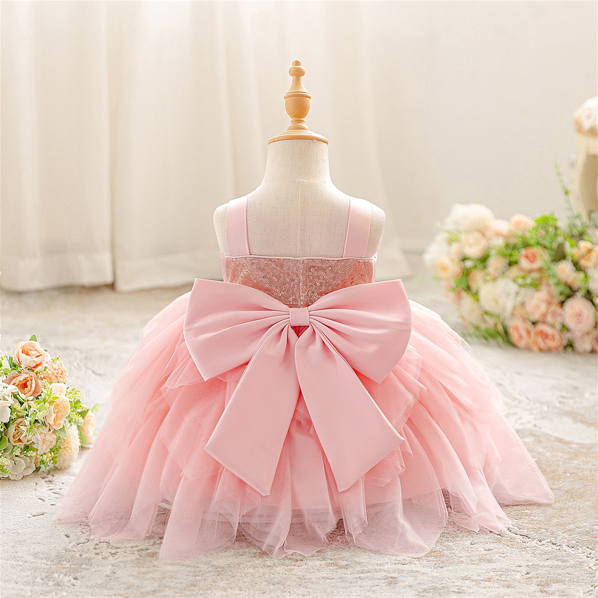 Vestido de Festa Lantejoulas e Tule Camadas