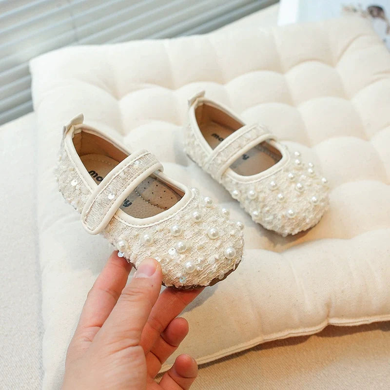 Sapato Infantil Feminino Pérolas e Velcro