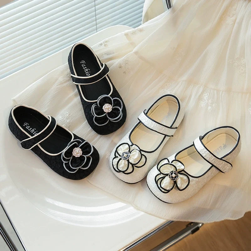 Sapato Infantil Feminino Delicado Florzinha
