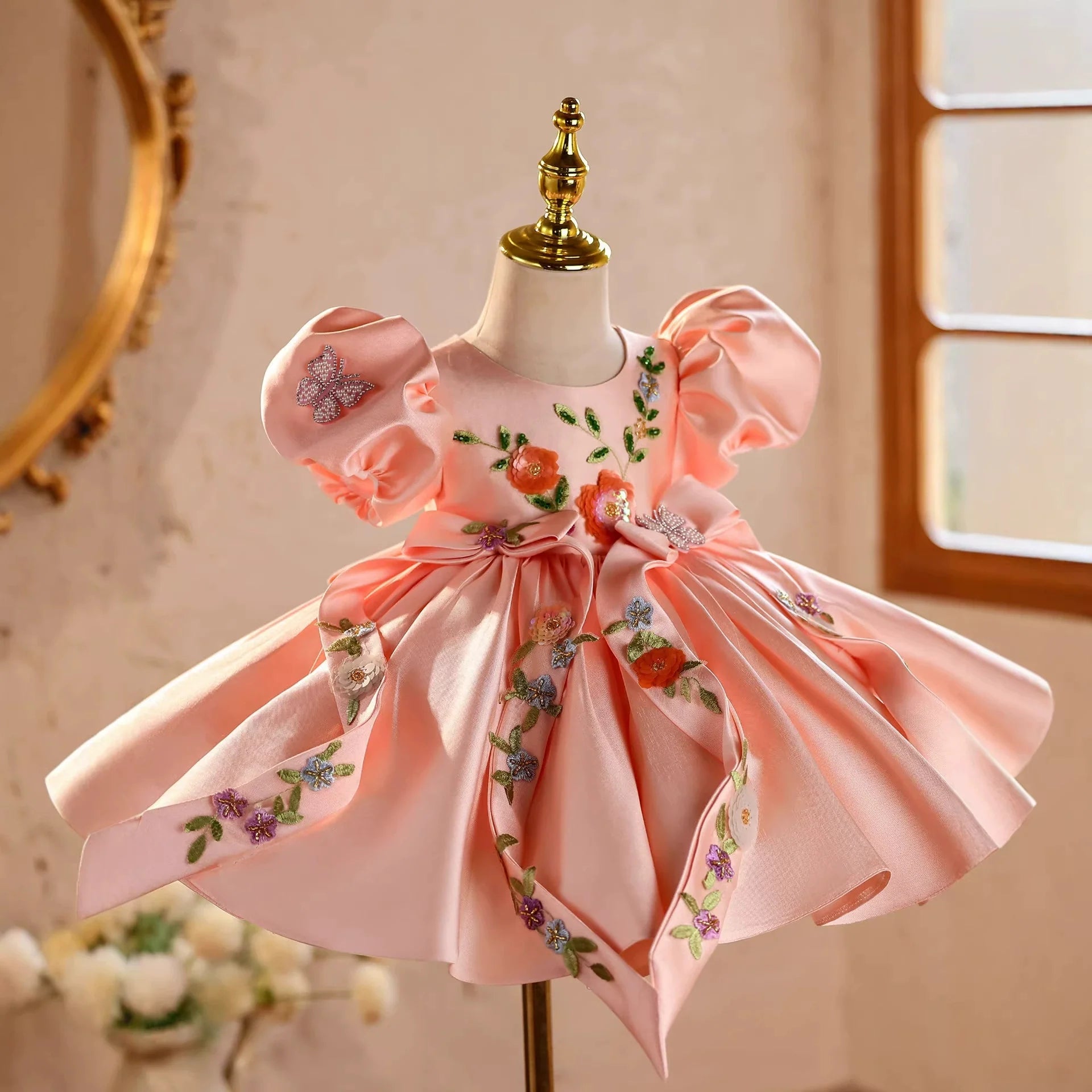 Vestido de Festa Infantil Laço e Flores