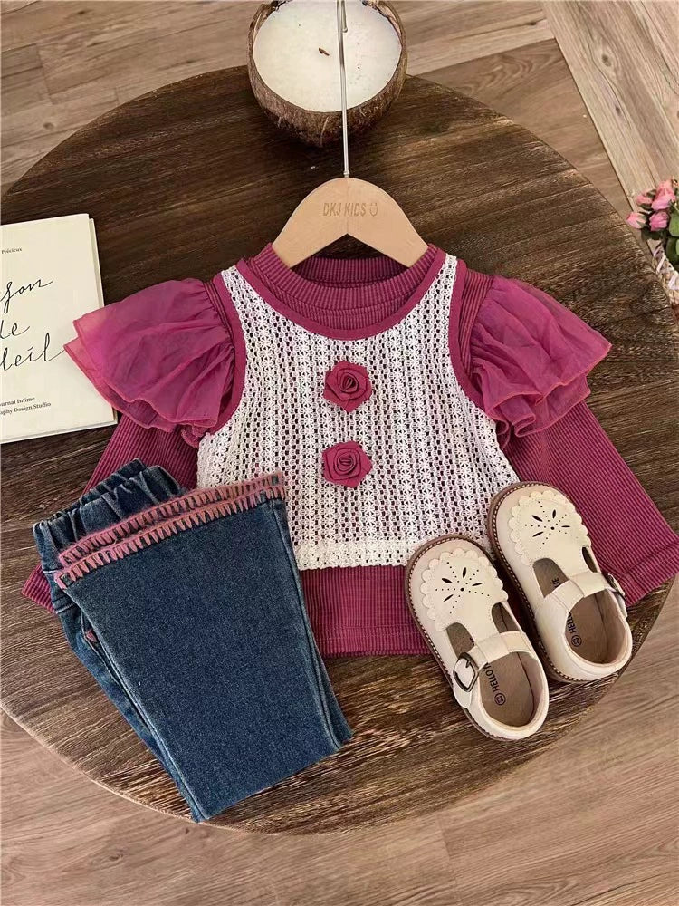 Conjunto Infantil Florzinhas e Jeans