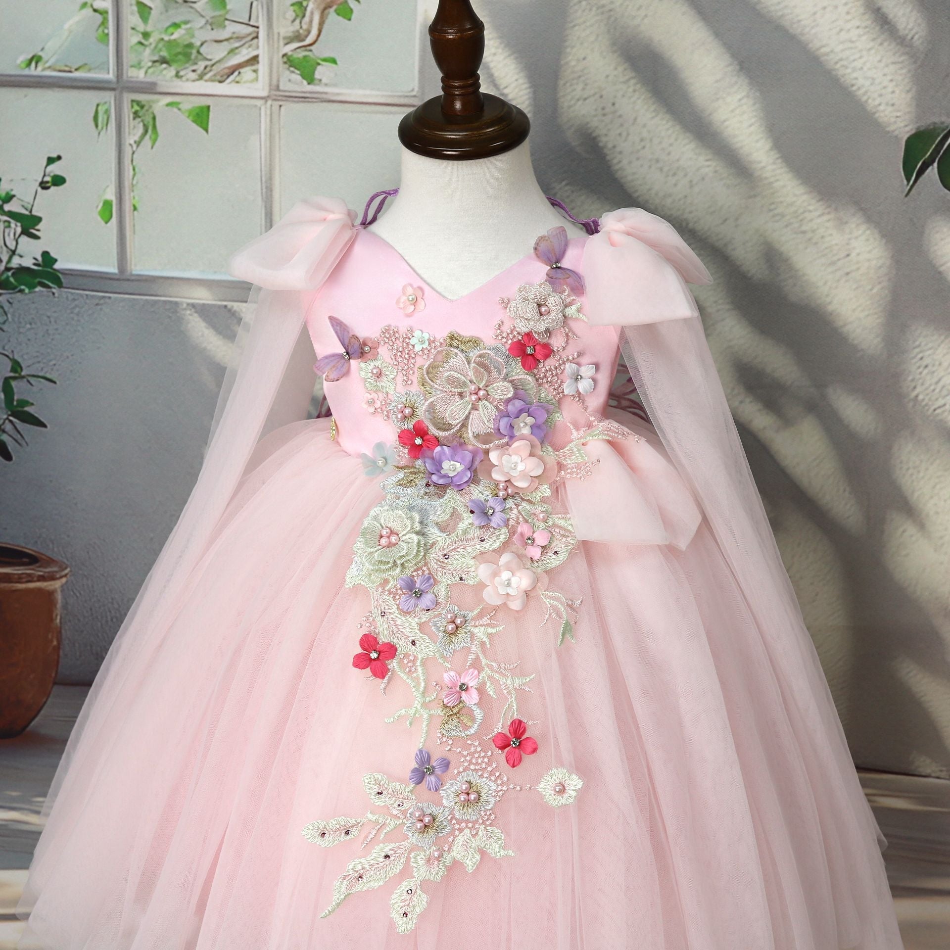 Vestido de Festa Rosa Floral com Asinha