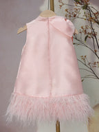 Vestido Infantil Laço e Plumas