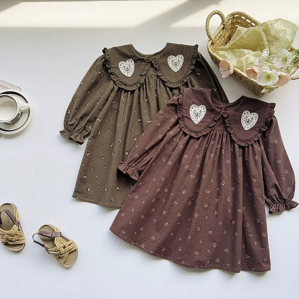 Vestido Infantil Gola Corações