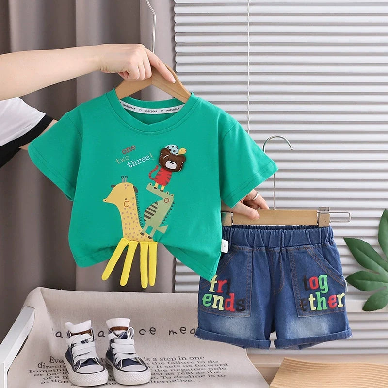 Conjunto Infantil Masculino Bichinhos e Jeans