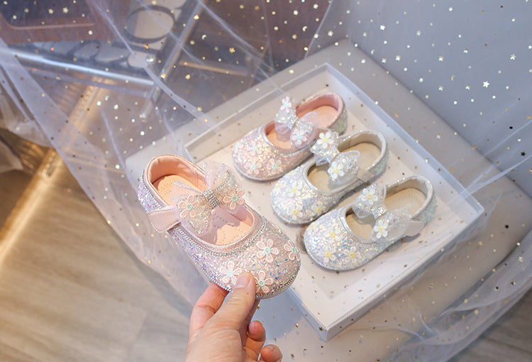Sapato Infantil Feminino Florzinhas e Brilhos