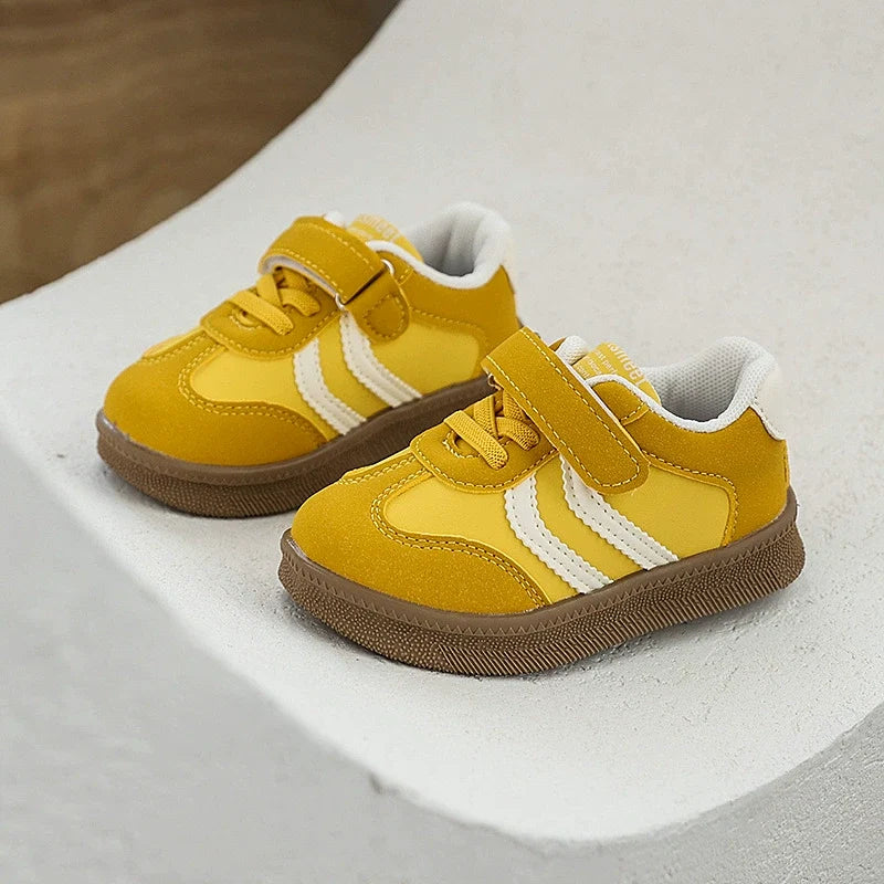 Tênis Infantil Velcro e Lístras