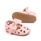 Sapatinho Infantil Furadinho Lacinho