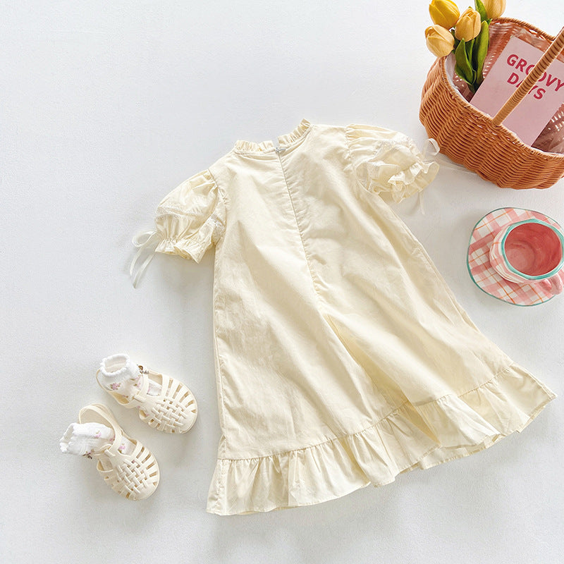 Vestido Infantil com Rendadinho e Flores