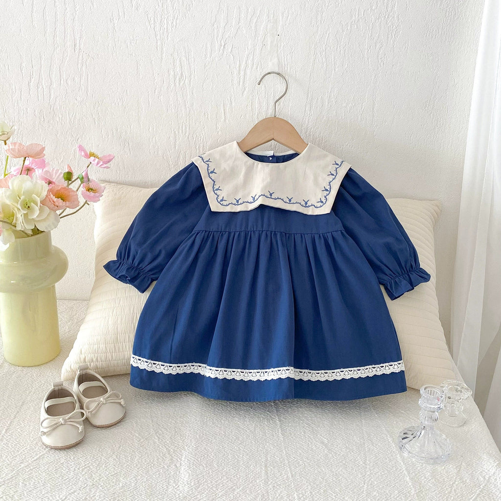 Vestido Infantil Bordado e Rendinha