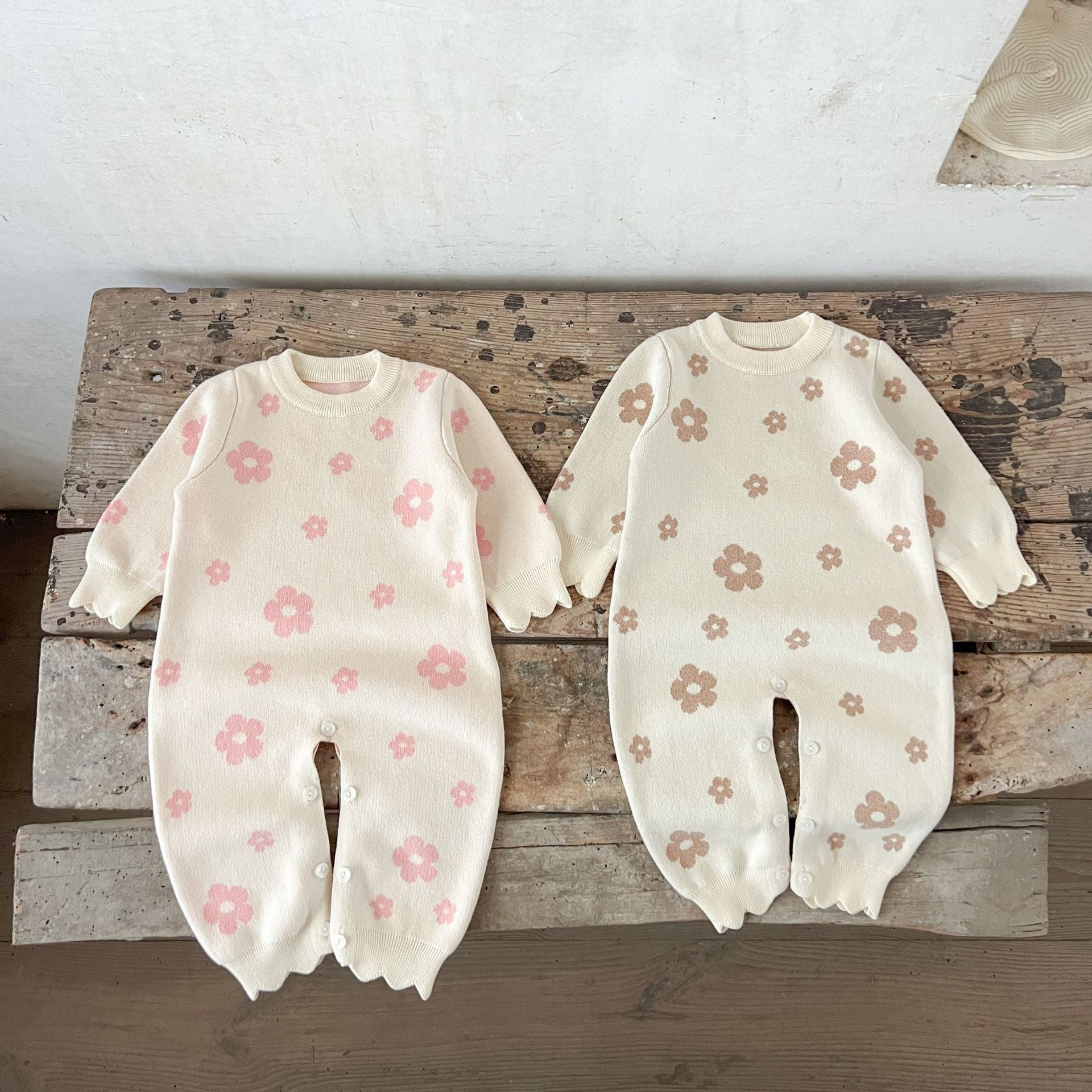 Macacão Infantil Tricô Florzinhas