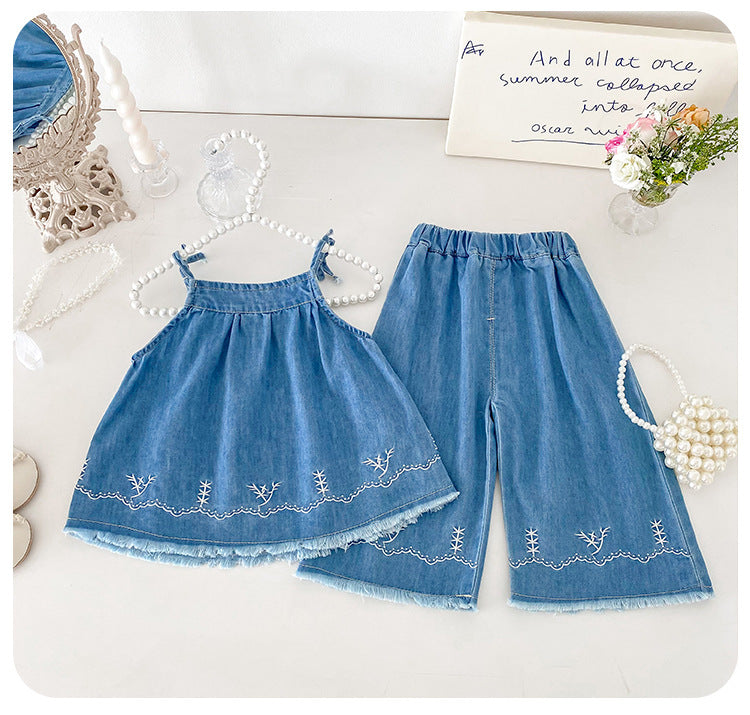 Conjunto Infantil Jeans Bordadinhos