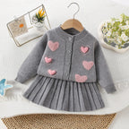 Conjunto Infantil de Tricô Corações