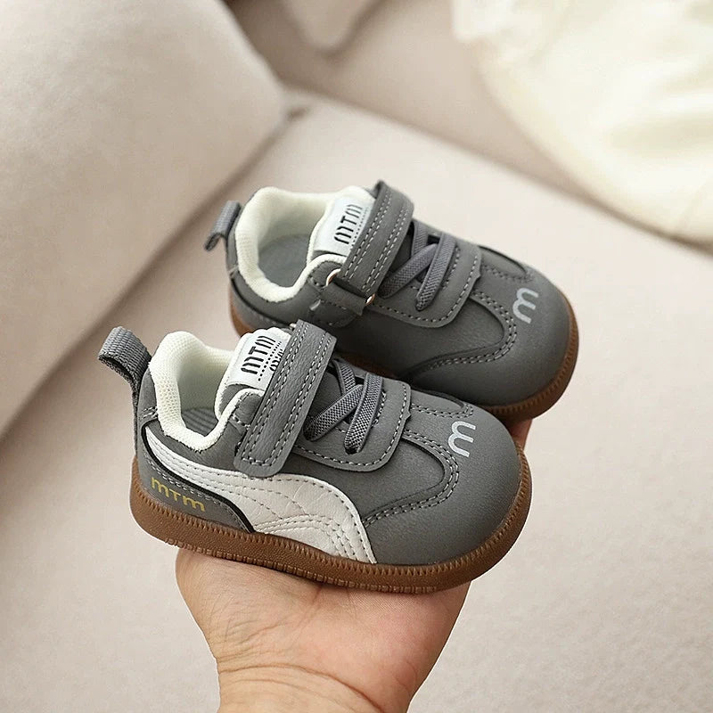 Tênis Infantil m Velcro