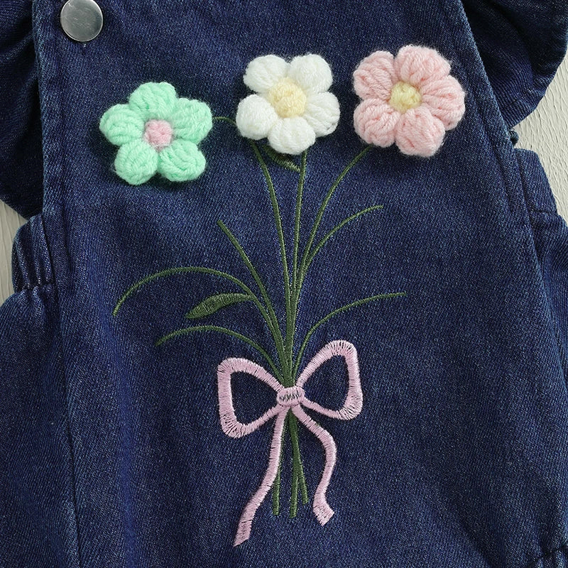 Body Jardineira Infantil Jeans Florzinhas