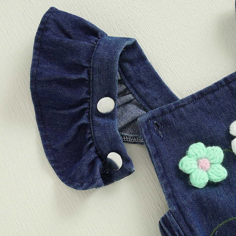 Body Jardineira Infantil Jeans Florzinhas