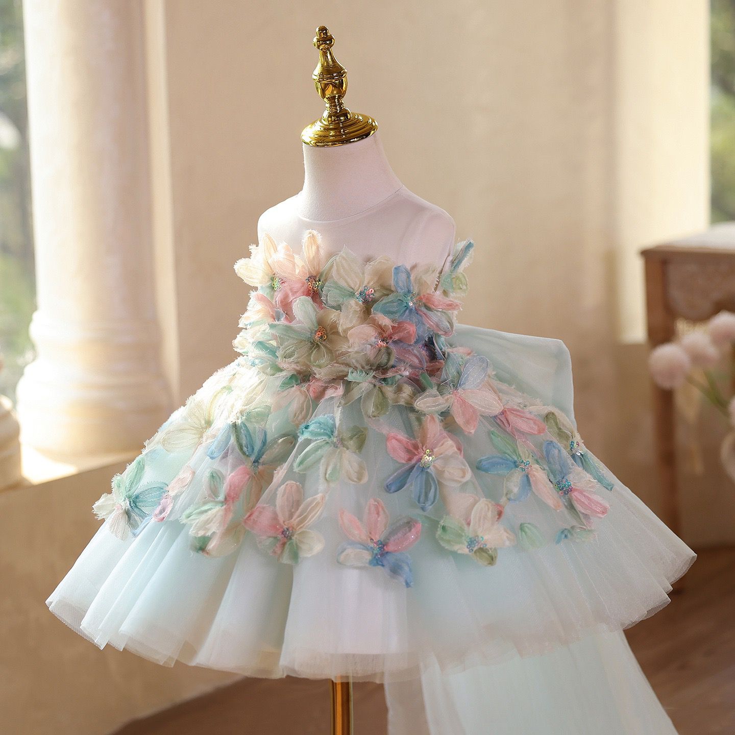 Vestido de Festa Infantil Flores e Tule