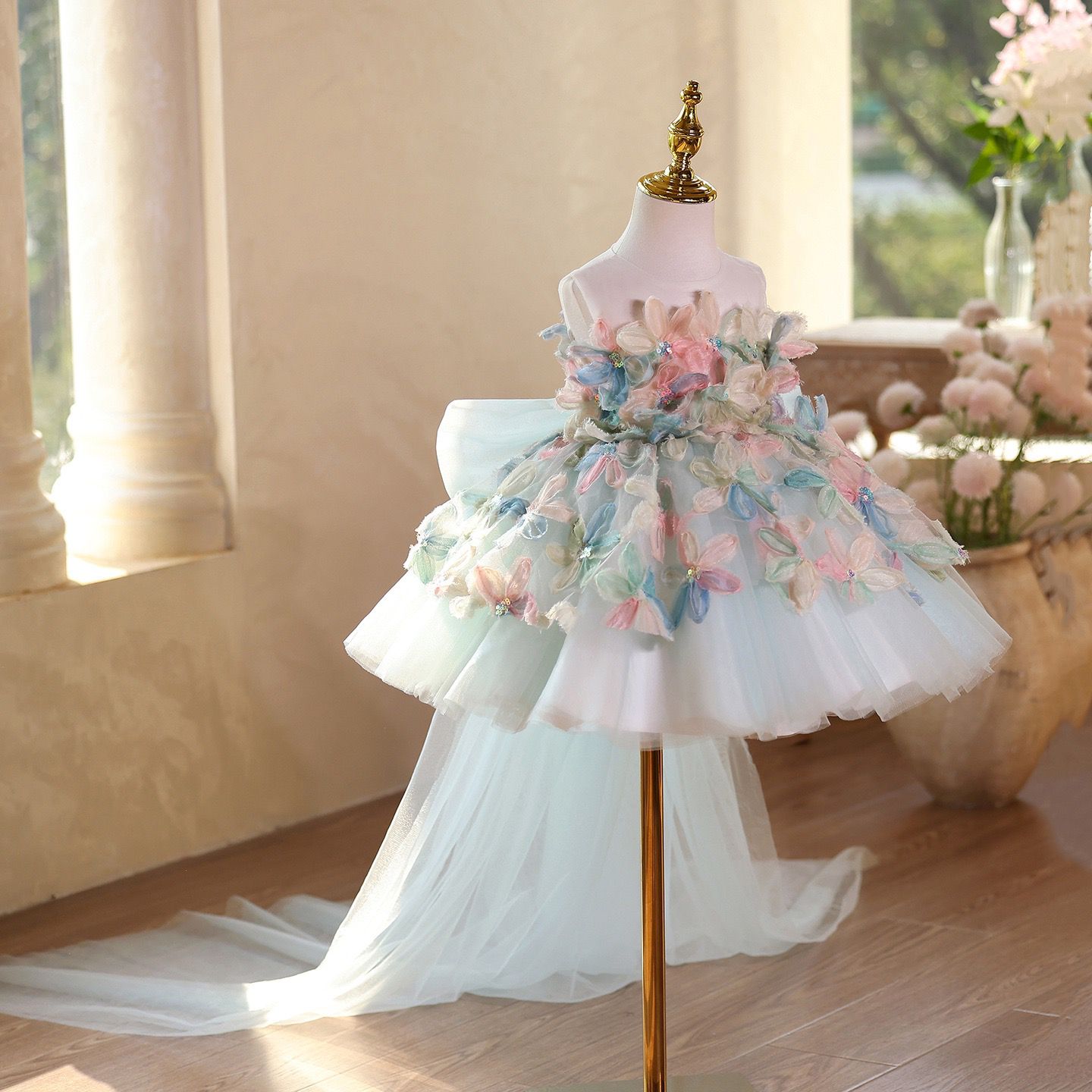 Vestido de Festa Infantil Flores e Tule
