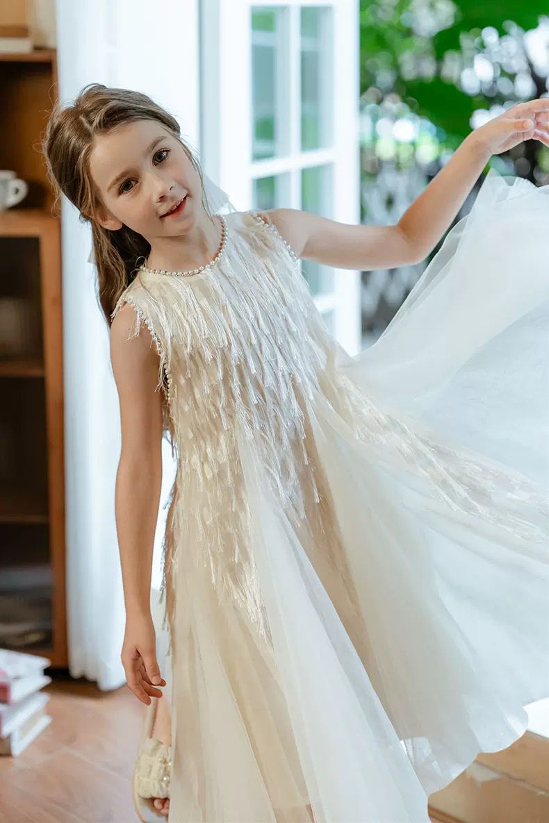 Vestido De Festa Infantil Franjas e Pérolas