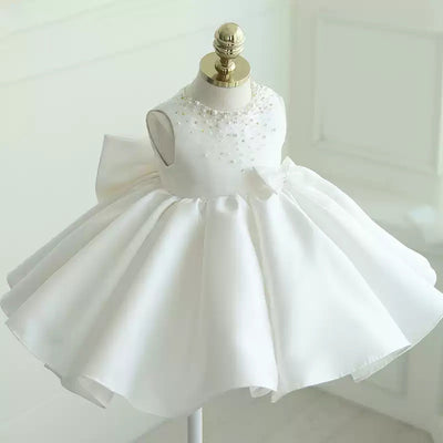 Vestido Infantil Branco com Pérolas